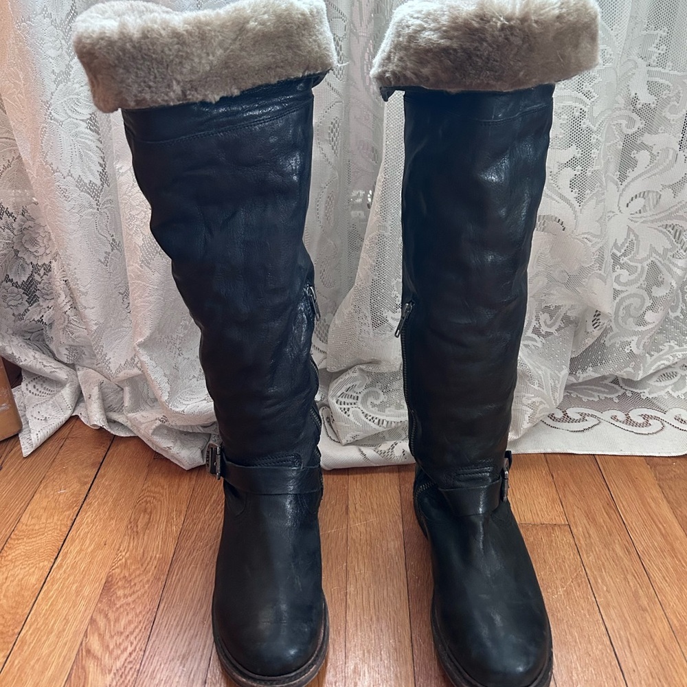 Frye Black and Tan Winter Boots